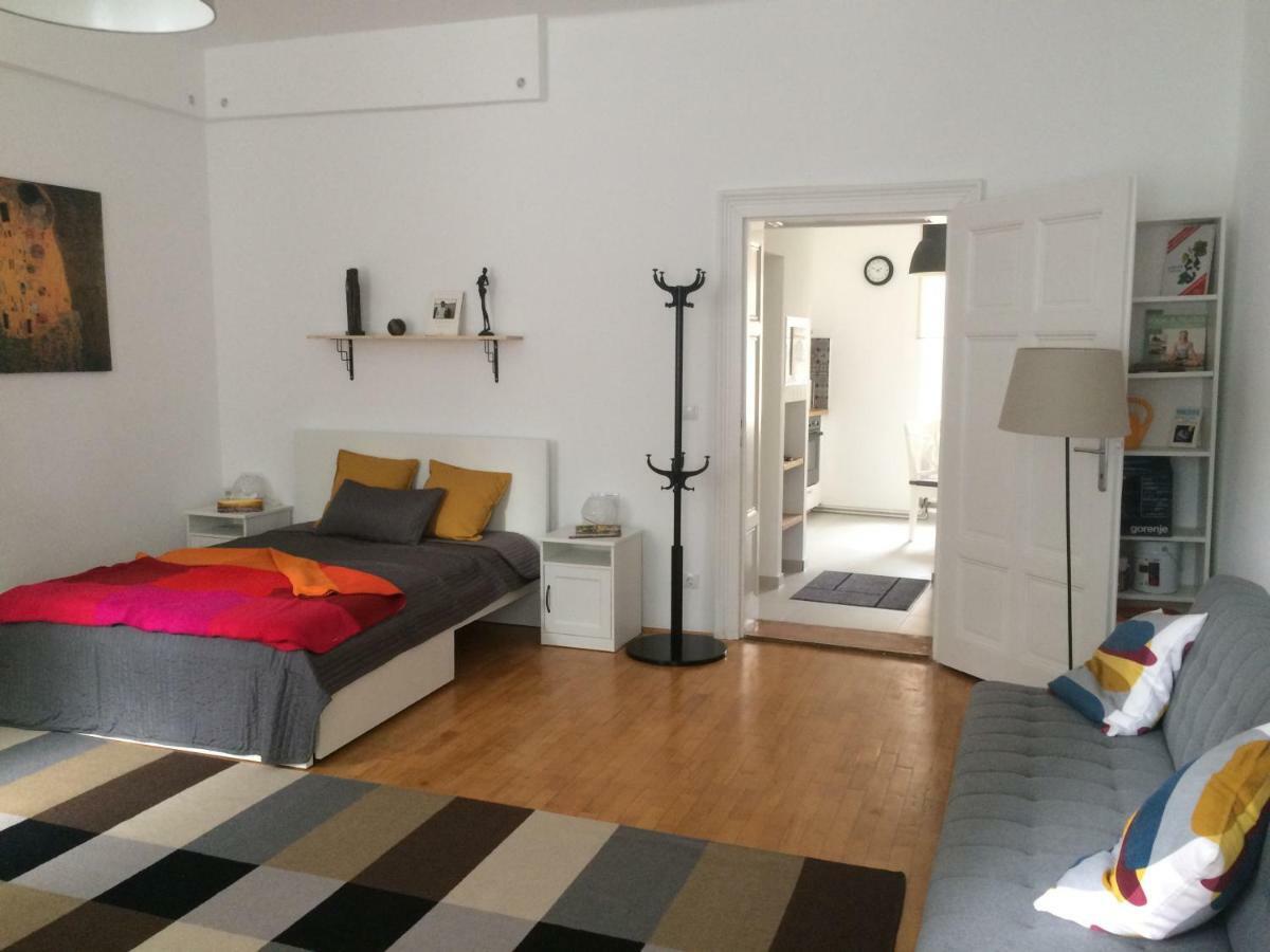 Enjoy Apartman Sopron Eksteriør bilde